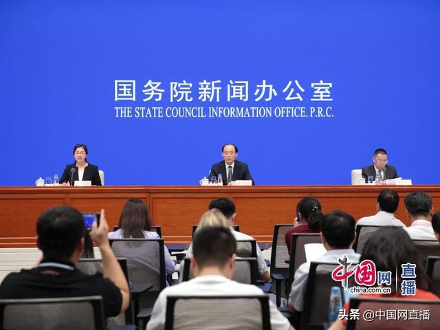 农业农村部:大幅增加农业农村投入!增加10万亿以上县域贷款余额